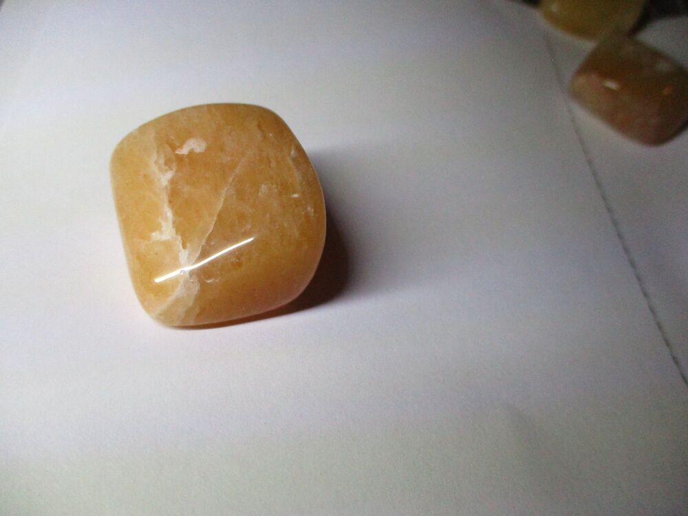 Polished Yellow Aventurine Quartz Healing Crystal Tumble Stone (y)#8
