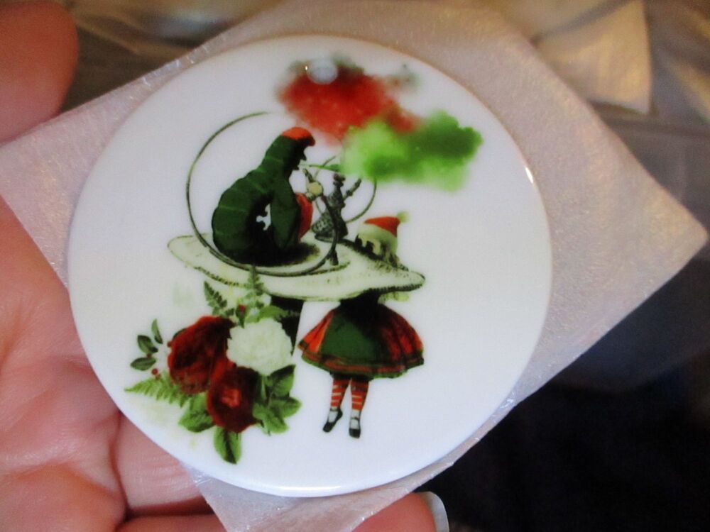 Meeting the Caterpillar - Alice In Wonderland - Ceramic Printed Ornament Decoration