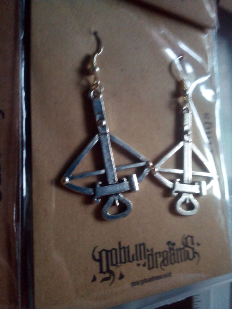 Goblin Dreams - Silver tone Big CrossBow Styled Earrings