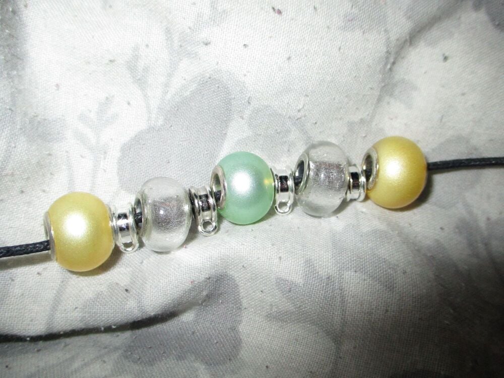 Creamy Light Pearl & Crackle Glass Beads Charm Necklace with 4 Charm spaces