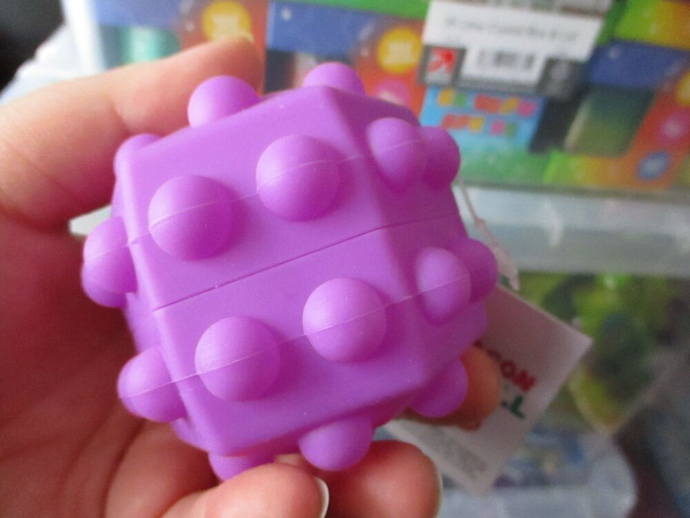Hollow Purple Hexagonal Sensory Pop Ball Toy - Hoot