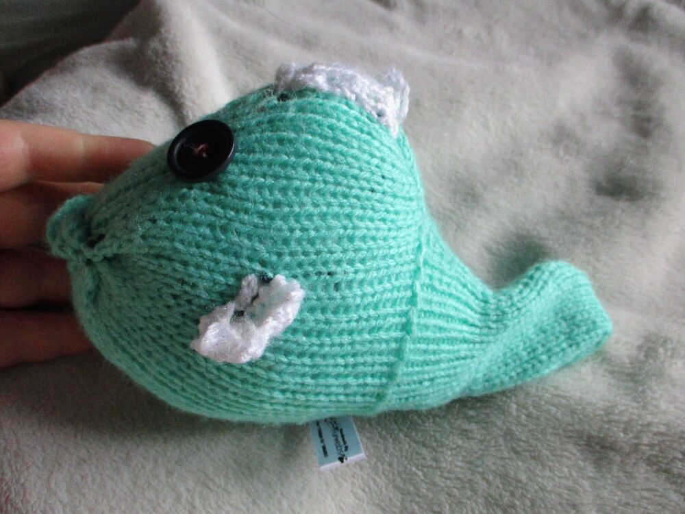 (p)Mint Green Midi Fish with White Fins & Navy/Black Eyes Knitted Soft Toy