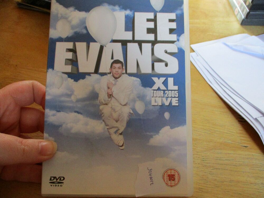 Lee Evans XL Tour 2005 Live - DVD - Like New Disc. VGC Case - Pal (S240012)