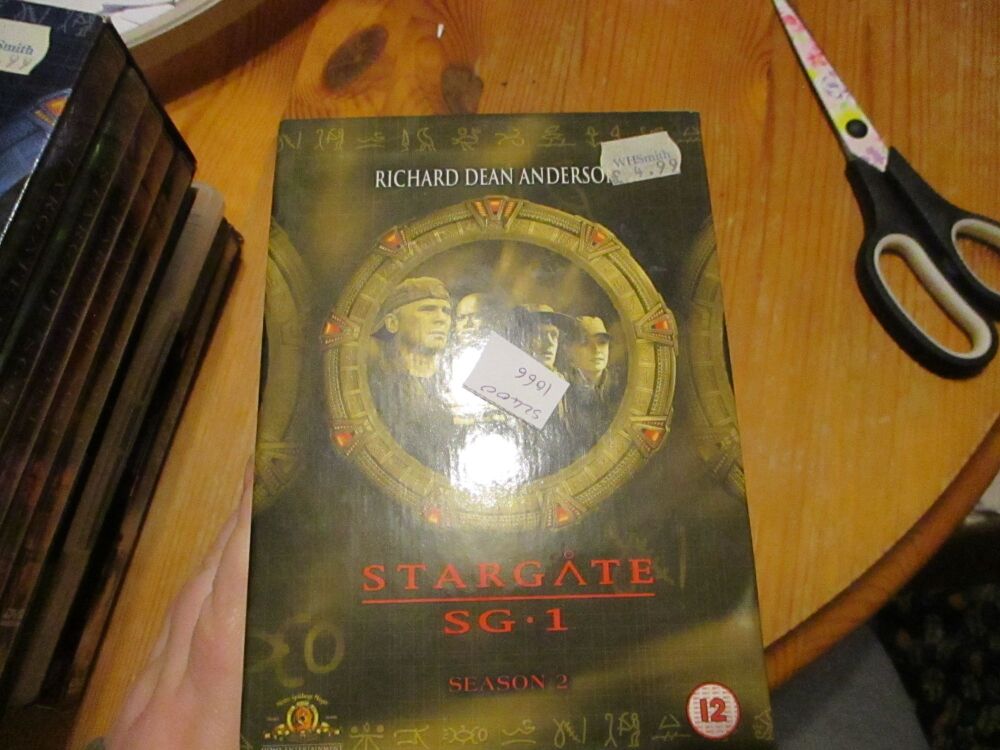 Stargate SG-1 Season 2 Box Set - DVD - LN Disc. VGC Case - Pal (S24001066)