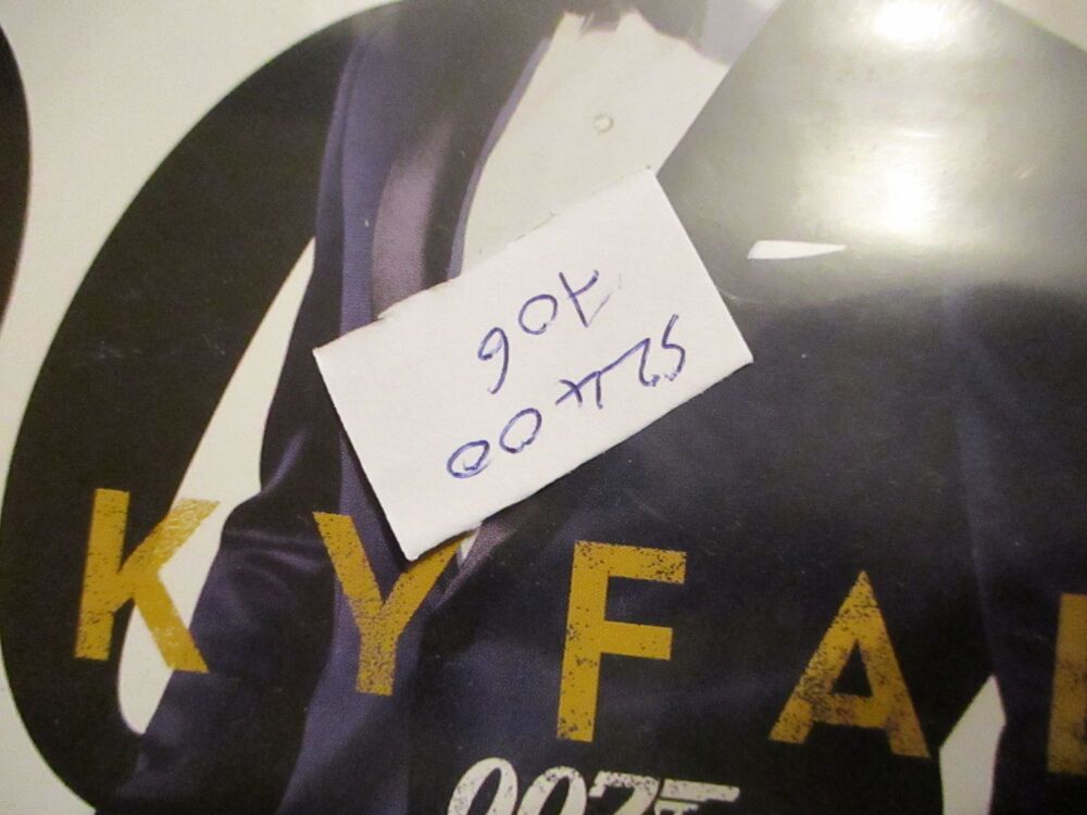 SkyFall - James Bond - 007 -  DVD - FS Disc VGC Case - Pal (S2400706)