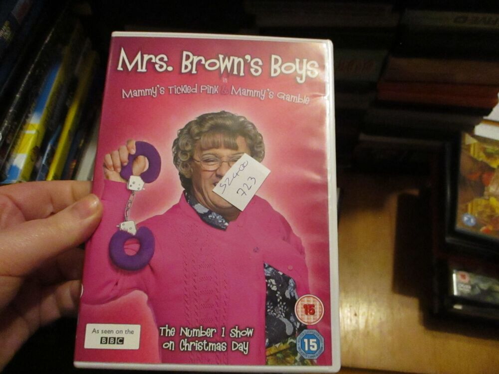 Mrs Browns Boys in Mammy's Tickled Pink & Mammys Gamble - DVD - LN Disc - VGC Case - Pal (S2400723)