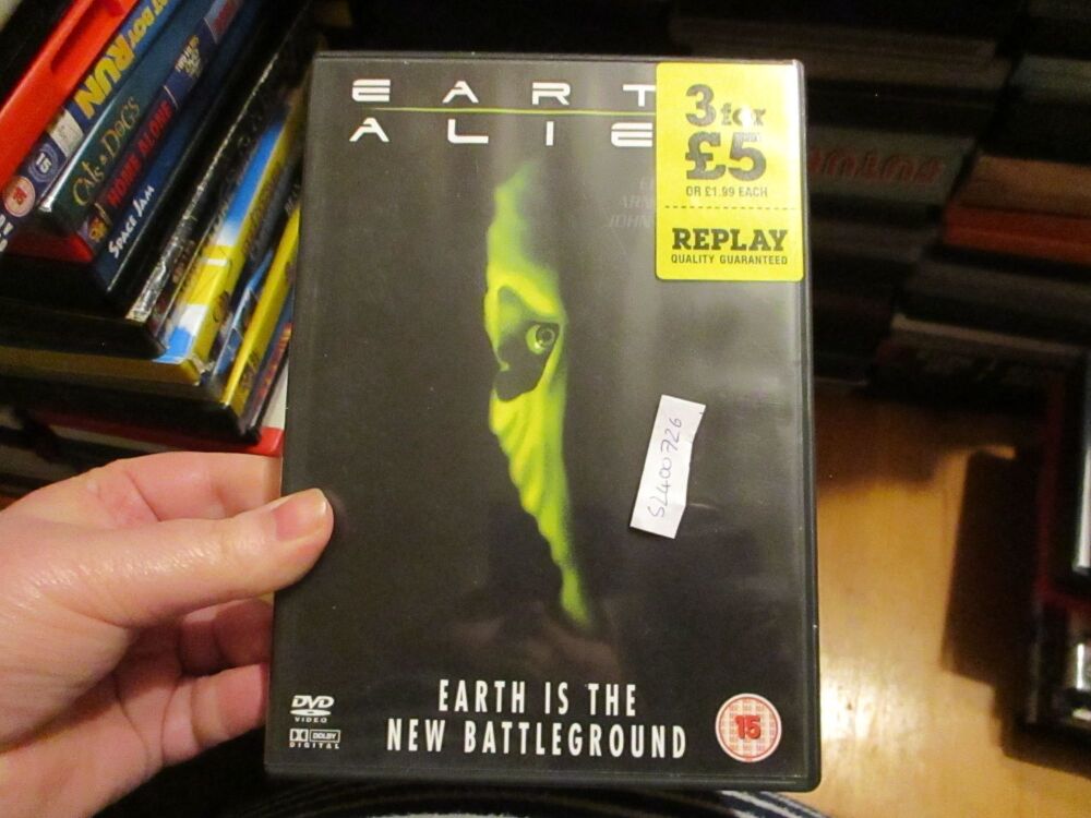 Earth Alien - DVD - Dusty Disc - VGC Case - Pal (S2400726)