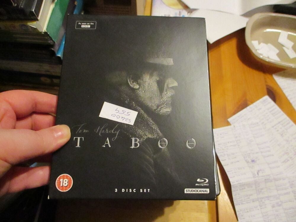 Taboo - Tom Hardy - 3 Disc Collection - Bluray - LN Disc - VGC Case - Pal (S2400589)