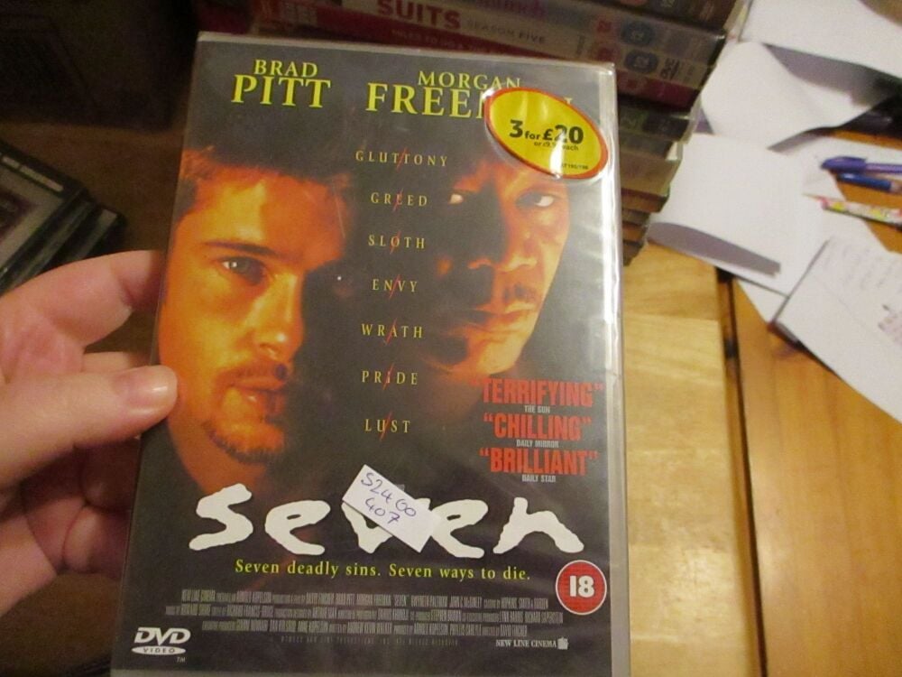 Seven - Brad Pitt - Morgan Freeman - DVD - SEALED Disc - VGC Case - Pal (S2400407)