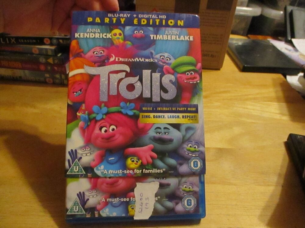 Dreamworks Trolls Party Edition - Bluray - FP/FS Disc - VGC Case - Pal (S2400193)