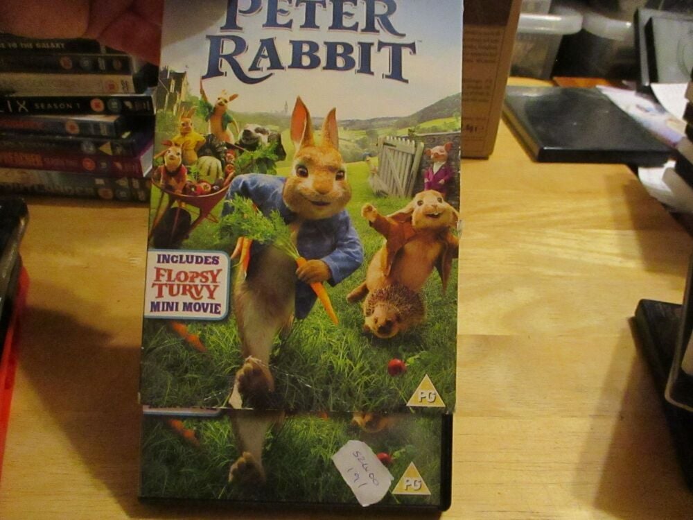 Peter Rabbit - Includes Flopsy Turvy Mini Movie - DVD - FP Disc - VGC Case - Pal (S2400191)