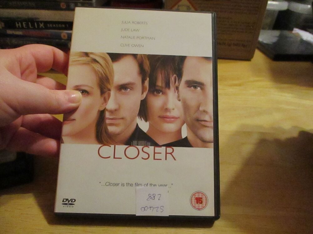 Closer - Julia Roberts, Jude Law, Natalie Portman, Clive Owen - DVD - FP Disc - VGC Case - Pal (S2400288)