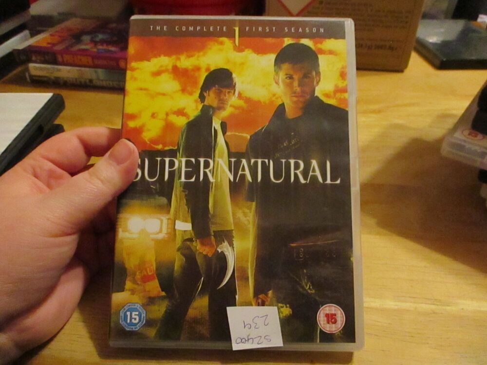 Supernatural - The Complete First Season - DVD - LN Disc - VGC Case - Pal (S2400239)