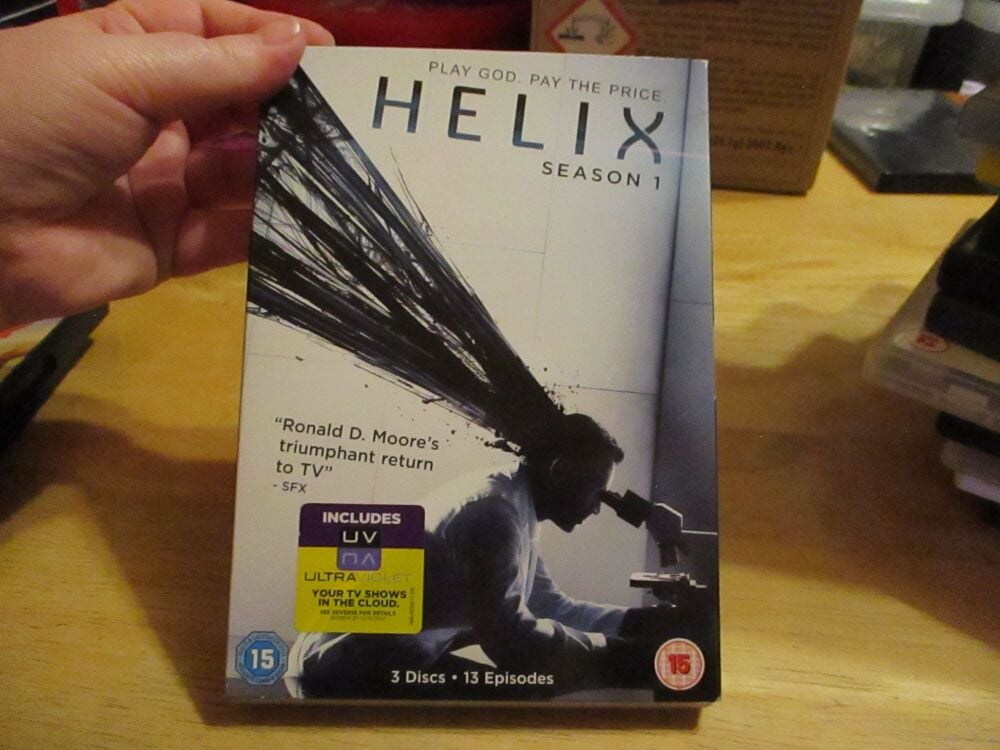 Helix - Season 1 - DVD - LN/Cloudy Disc - VGC Case - Pal (S2400237)