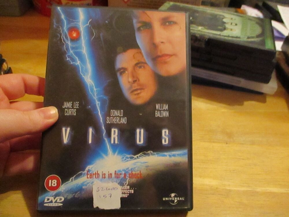 Virus - Jamie Lee Curtis - DVD - FS/Cloudy Disc - VGC Case - Pal (S2400157)