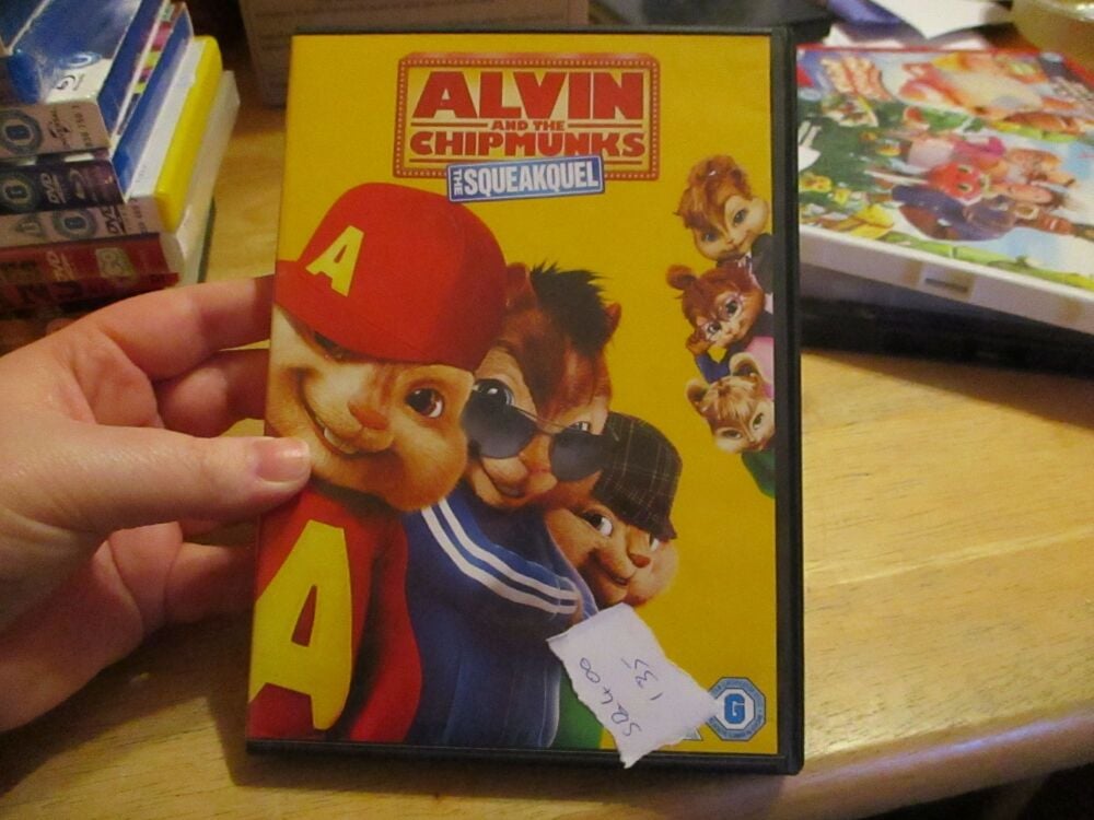 Alvin And The Chipmunks - The Squeakquel - DVD - VLSS Disc - VGC Damaged Case - Pal (S2400135)