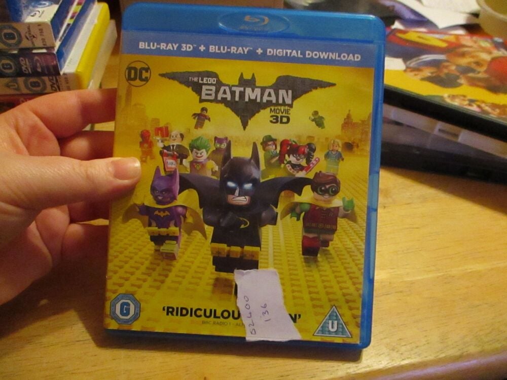 The Lego Batman Movie 3D - Bluray & DVD - LN Disc - VGC Case - Pal (S2400136)