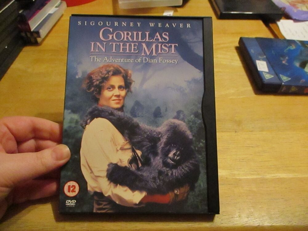 Gorillas In The Mist - The Adventures Of Dian Fossey - DVD - VLSS Disc - VGC Case - Pal (S2400319)