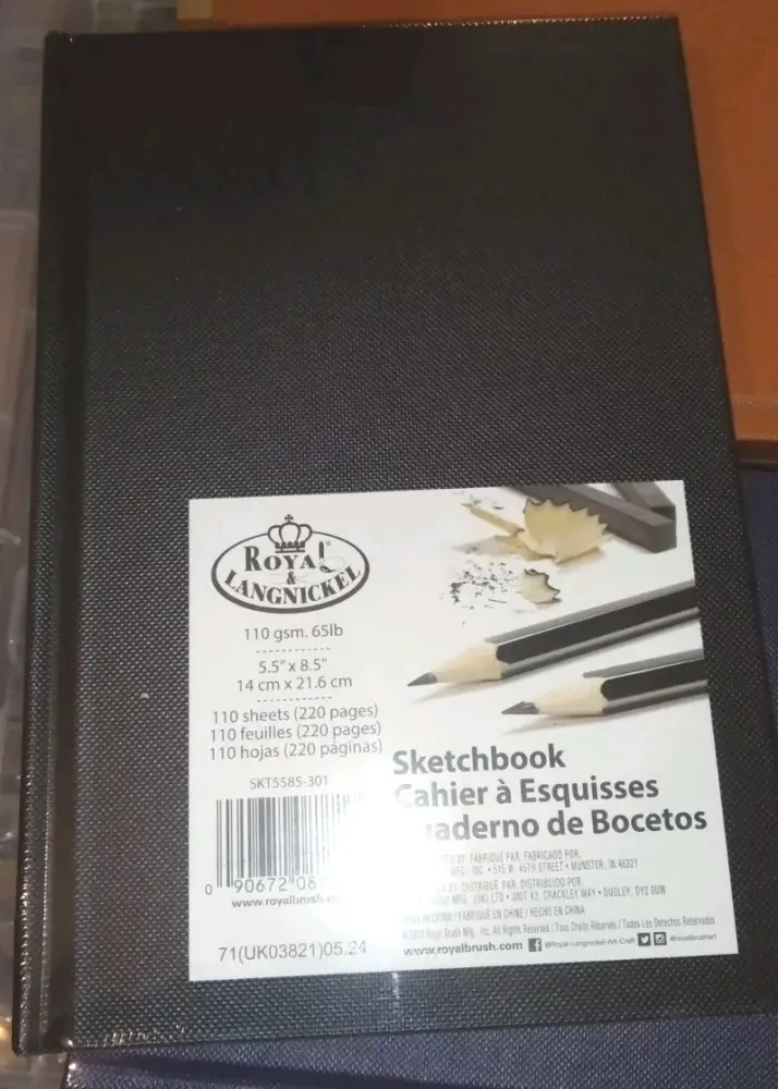Black PREMIUM A5 HARDBACK ARTIST SKETCH DRAWING BOOK 220 PAGES 110gsm PAPER