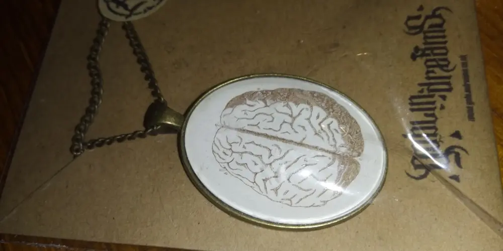 Vintage Inspired Anatomical Brain Cabochon Pendant with chain. Goblin Dreams
