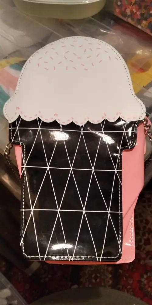 Novelty Ice Cream Cone Shaped Handbag With Chain. Used But Excellent Cond- Wilko