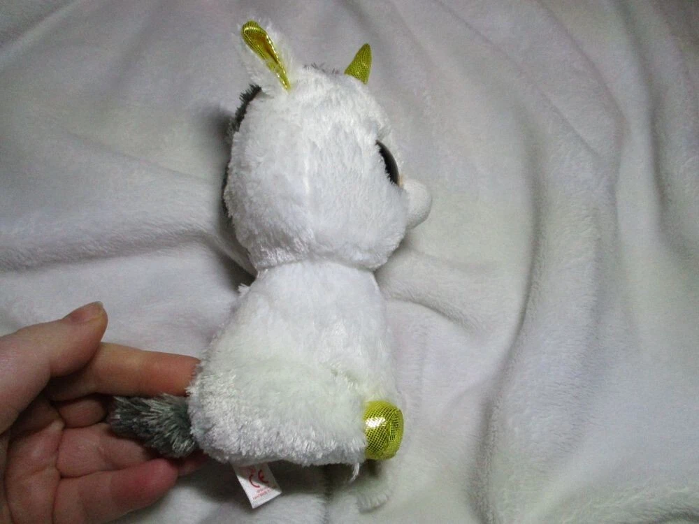 BNWT Pegasus the White Pegasus - TY Beanie Boos