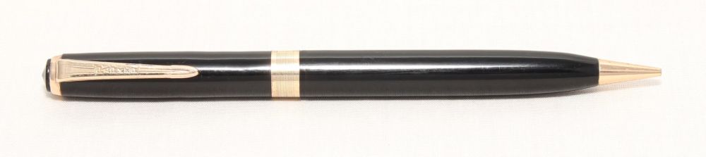 No.8214. Parker Duofold Vacumatic or Challenger Propelling Pencil in Black.