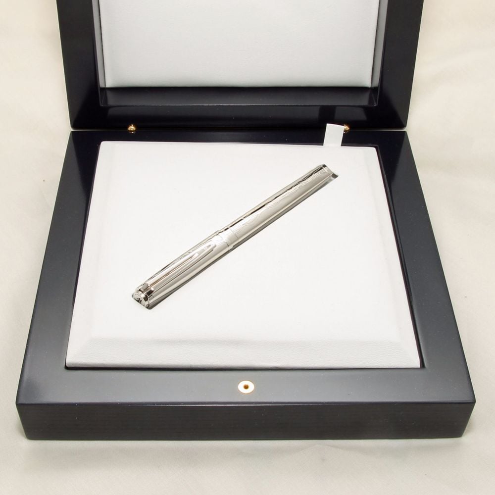 8351 Watermans Exception Limited Edition Fountain Pen in Sterling Silver. 1