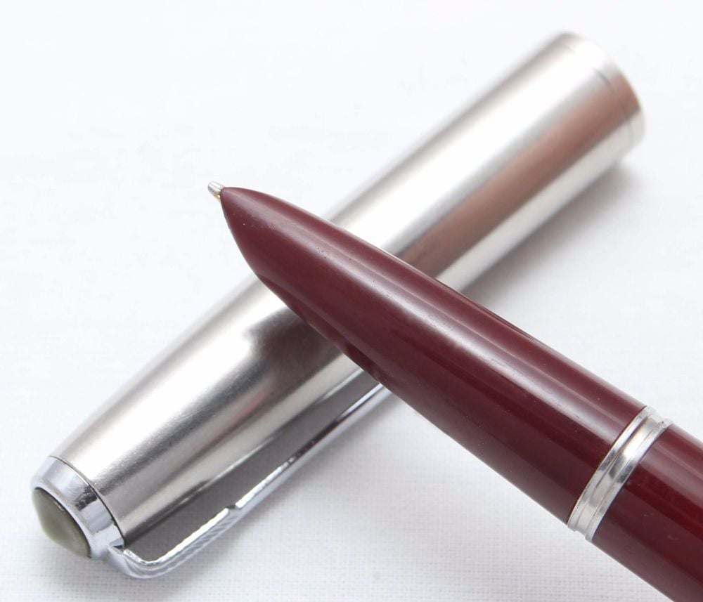 8377 Parker 51 Aerometric in Burgundy with a Lustraloy Cap. Smooth Medium F