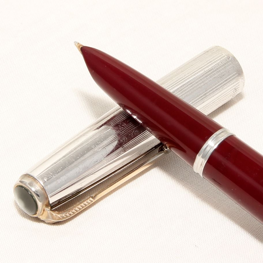 8459 Parker 51 Aerometric in Burgundy with a Rolled Silver Cap. Fabulous Br