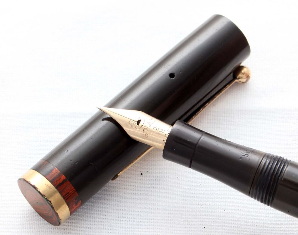 No.8495. Superb Early Swan (Mabie Todd) SF230 Fountain Pen.