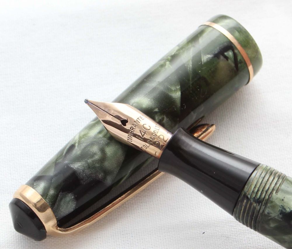 8535 Onoto Lever Filling Fountain Pen in Green Marble. Superb Medium FIVE S