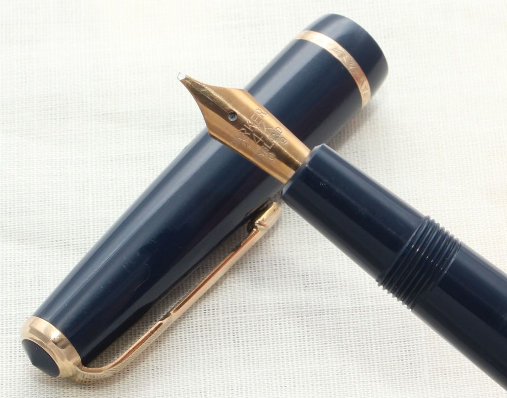 8661 Parker Duofold Junior in Blue, c1965. Smooth Broad Italic FIVE STAR Ni