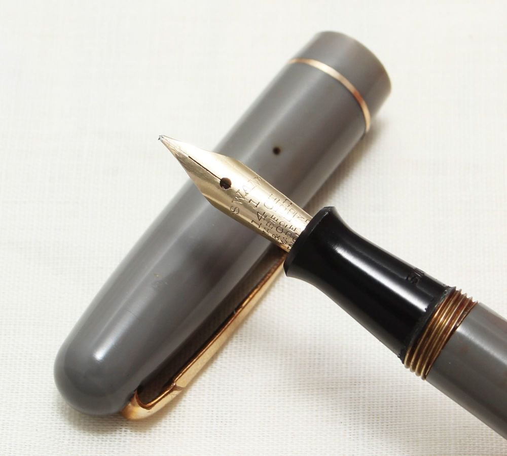 8684 Swan (Mabie Todd) Self Filler 3130 Fountain Pen in Grey with Gold Trim