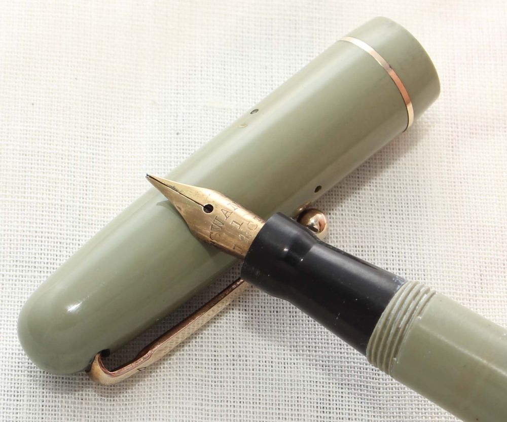 8858 Swan (Mabie Todd) Self Filler 3172 Fountain Pen in Olive Green with Go