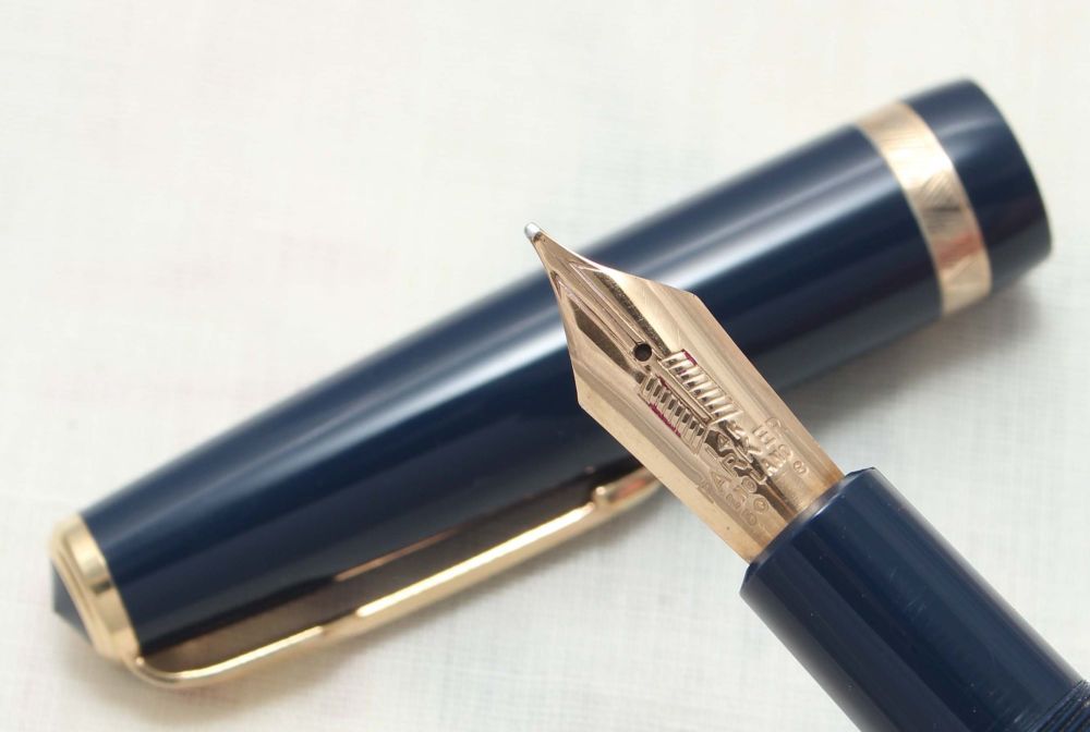 8842 Parker Duofold Maxima in Blue, Large No.50 Broad FIVE STAR Nib.