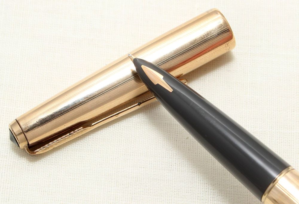 8980 Parker 61 Custom Insignia Fountain Pen in Rolled Gold. Fine side of Me