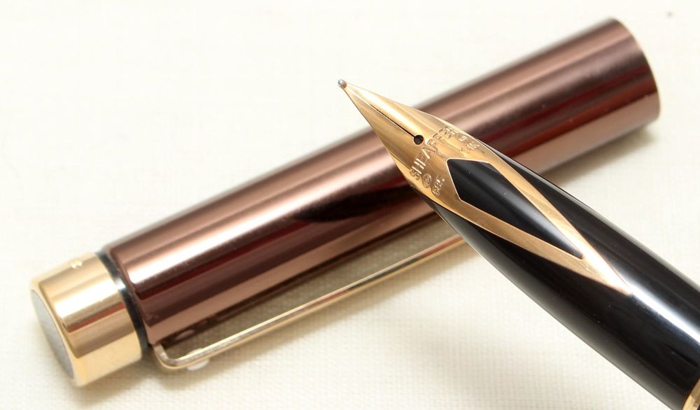 9026 Sheaffer Targa 1068 Classic Fountain Pen in Metallic Copper. Medium ni