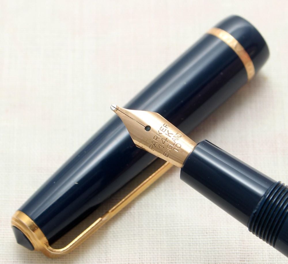9142 Parker Duofold Junior in Blue, c1965. Smooth Broad FIVE STAR Nib.