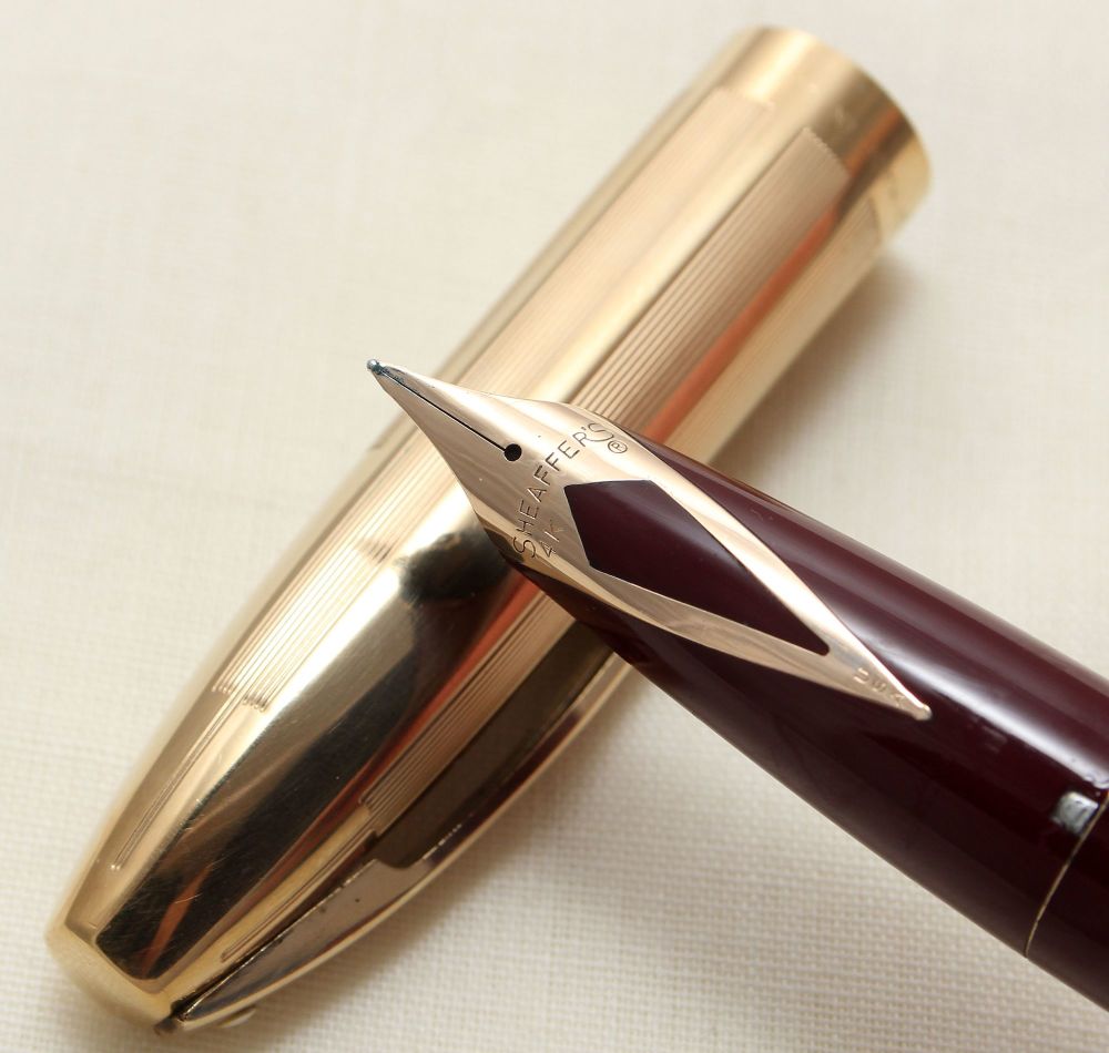 9169. Sheaffer PFM V Fountain Pen in Burgundy with a Rolled Gold Cap. Super