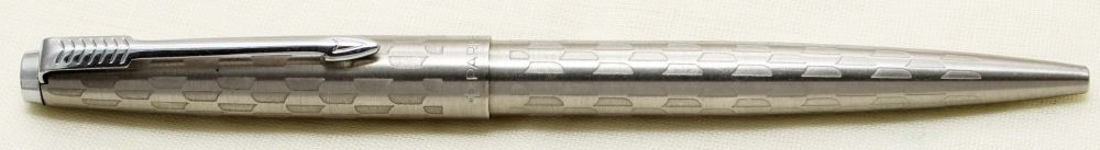 9240 Rare Parker 45 Harlequin ball pen with Grey Shields.