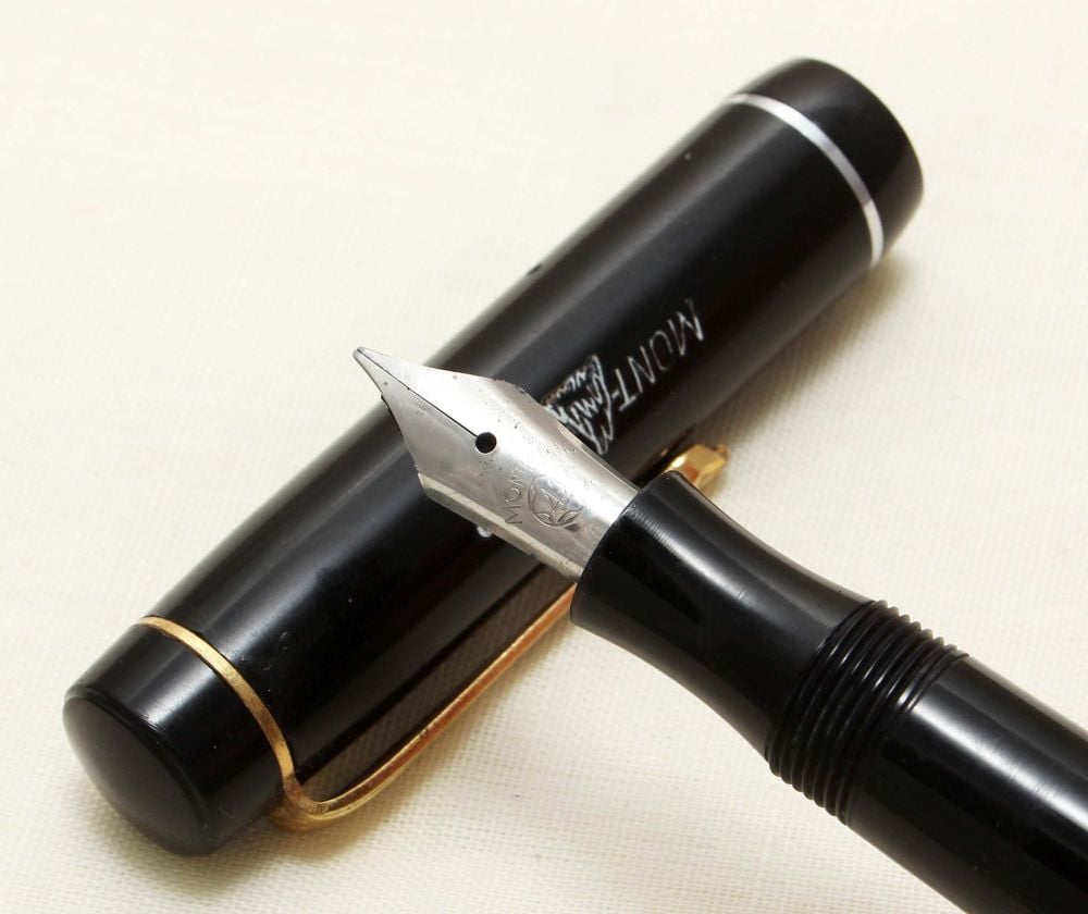 9241 Early Montblanc Button Filling Fountain Pen in Black. Broad Italic FIV