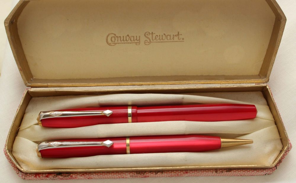 9399 Conway Stewart Dinkie Fountain Pen and Propelling Pencil Set in Transl