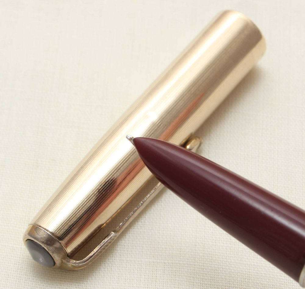 9362. Parker 51 Aerometric in Burgundy with a Rolled Gold Cap, Smooth Fine 