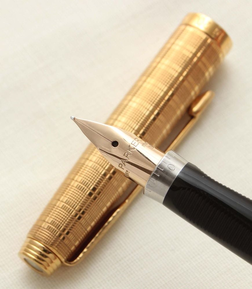 9446 Parker 75 in Prince De Galles Gold Plate, Smooth Fine FIVE STAR Nib.
