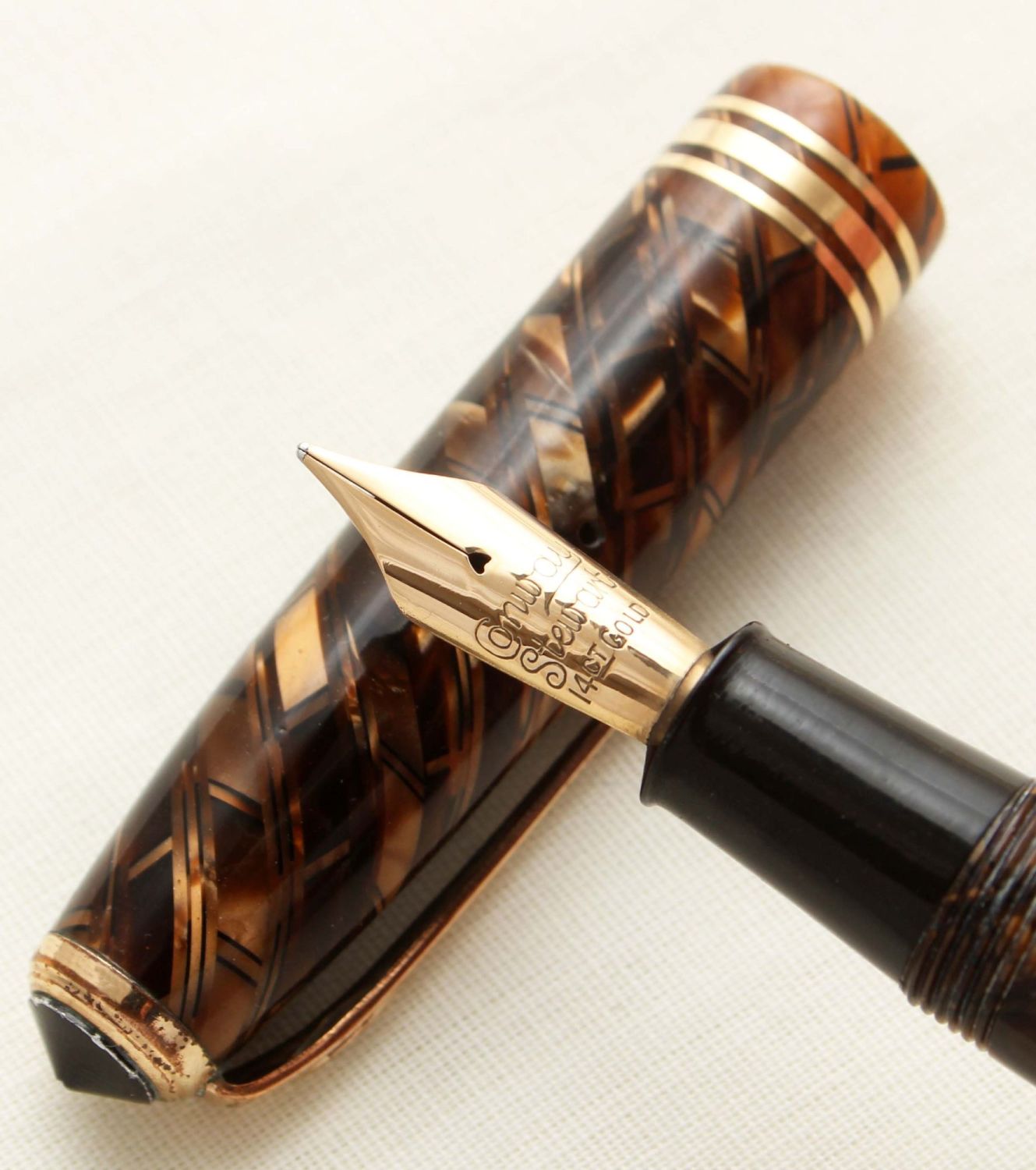 9466 Conway Stewart No.58 in Tiger Eye. Smooth Fine FIVE STAR Nib.