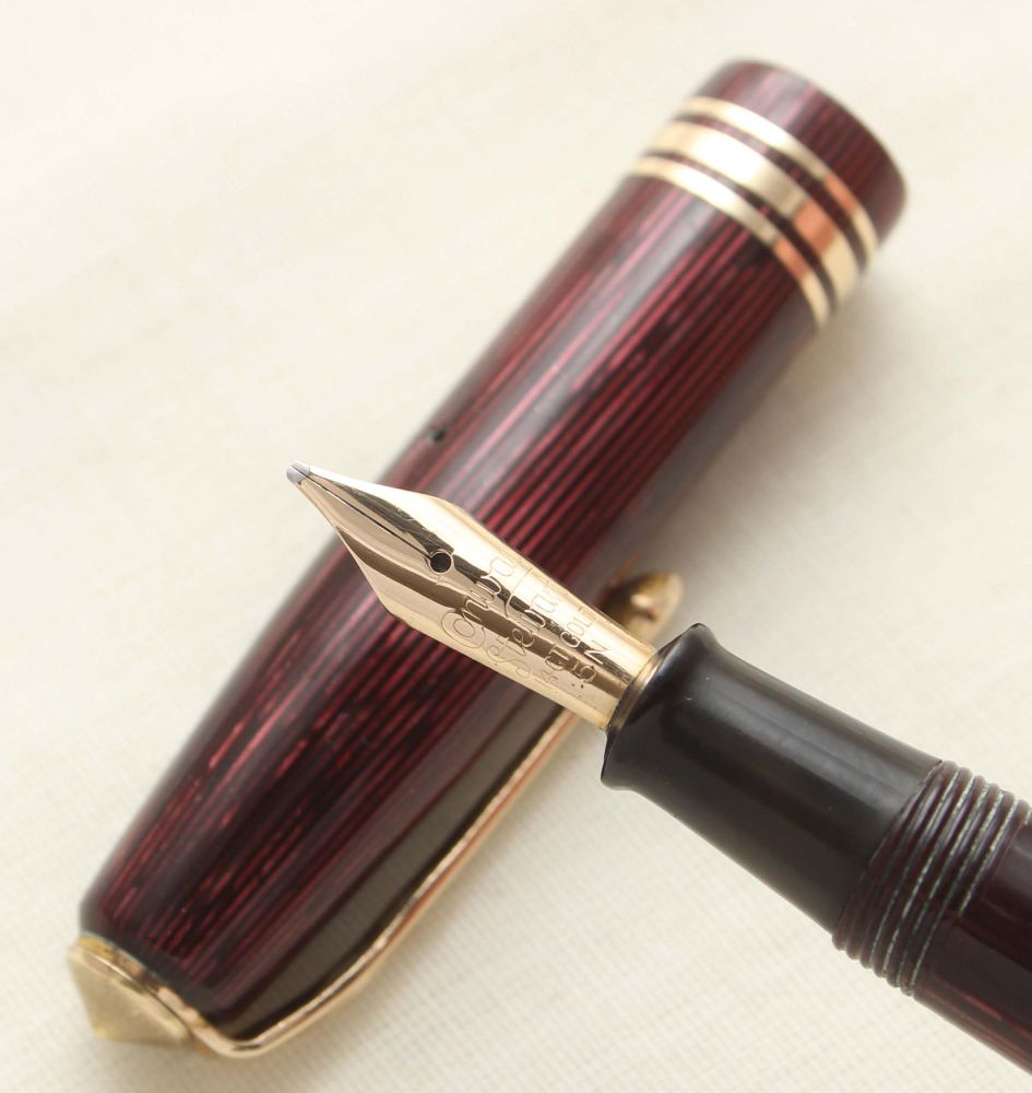 9388 Conway Stewart No.36 Fountain Pen in Lined Burgundy, Superb Medium Ita