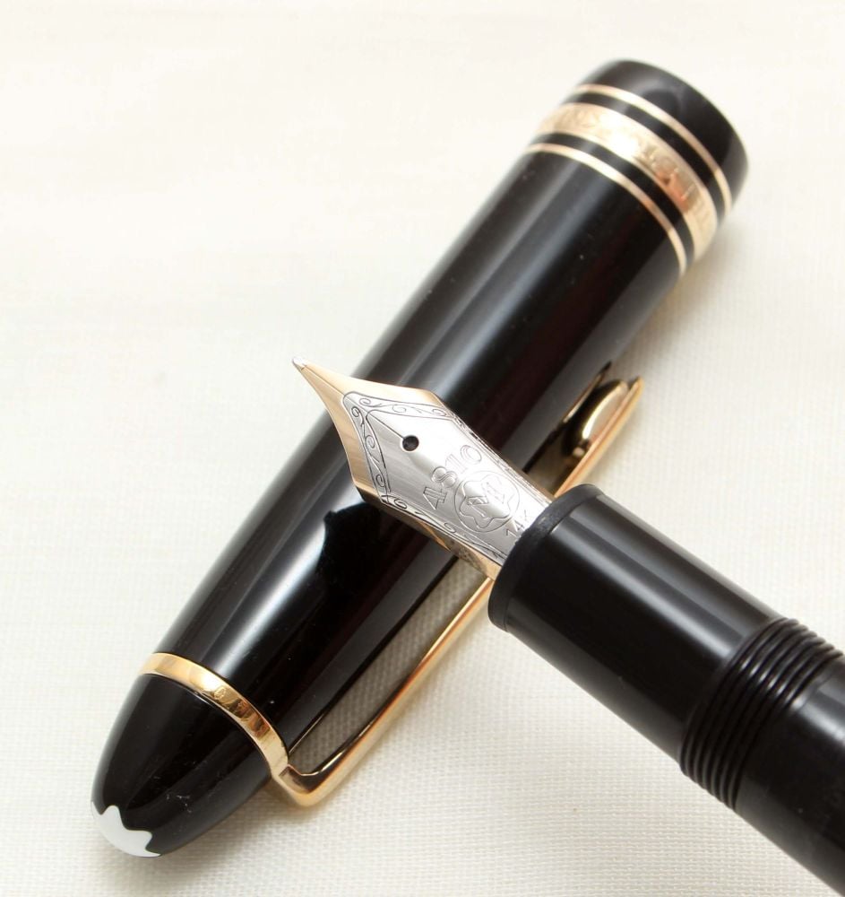 9545 Montblanc 146 Fountain Pen in Black. Broad Side of Medium FIVE STAR Ni