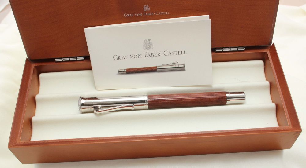 9546 Graf Von Faber Castell Classic Fountain Pen in Penambuco Wood. Medium 
