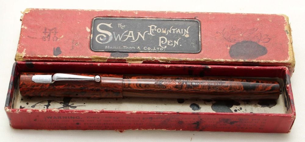 9540 - Swan (Mabie Todd) SM2/61 Self Filling Fountain Pen in Woodgrain. Med